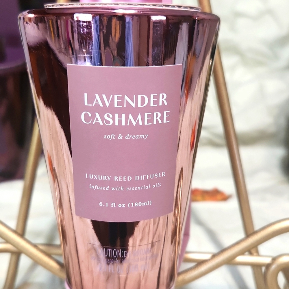 LUXURY reed diffusers Reserved For Buyer - Picture 6 of 12